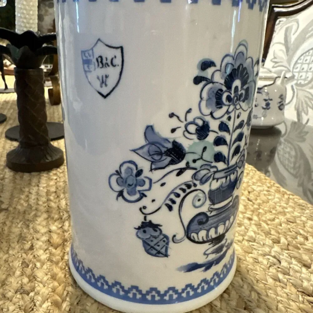 Creative Co-op Stoneware Canister White Blue And White Floral  EUC